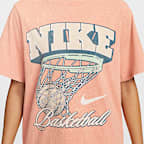 Nike Women's Loose Short-Sleeve Basketball T-Shirt