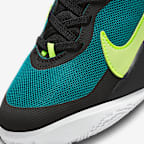 Nike Team Hustle D 10 FlyEase Older Kids' Easy On/Off Basketball Shoes