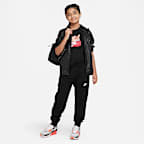 Nike Sportswear Older Kids' T-Shirt