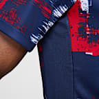 Paris Saint-Germain Academy Pro 主場男款 Nike Dri-FIT 足球預賽短袖上衣