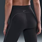 Leggings de correr de tiro alto de 7/8 con bolsillos y detalles reflejantes para mujer Nike Swift