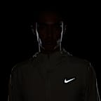 Nike Form Men's Dri-FIT Hooded Versatile Jacket