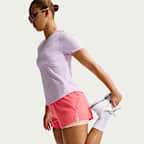 Shorts de correr Dri-FIT de tiro medio 2 en 1 para mujer Nike Swift