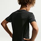 Nike Sportswear Older Kids' T-Shirt