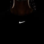 Nike One Classic Twist Women's Dri-FIT Short-Sleeve Top