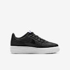 Tenis para niños grandes Nike Air Force 1 LV8