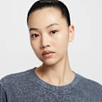 Nike Sportswear 女款短袖圖樣 T 恤