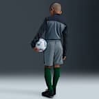 Shorts de fútbol Dri-FIT de 18 cm para niños talla grande Nike Academy