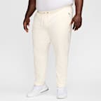 Nike Primary Fleece Men's Dri-FIT UV Tapered Performance Pants