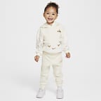 ペールアイボリー