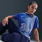 FC Chelsea Academy Pro Third Nike Dri-FIT Total 90 Pre-Match-Fußballoberteil (Damen)