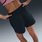 Shorts Dri-FIT de tiro medio holgados de 10 cm para mujer Nike 24.7 ImpossiblySoft