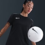 나이키 스트라이크 여성 드라이 핏 반팔 축구 탑