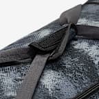 Maleta de entrenamiento (mediana, 60 L) Nike Brasilia