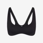 NikeSKIMS Matte Women's Shaping Scoop Bra