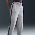 FC Barcelona Essential Repel Nike Normal Belli Dokuma Kadın Futbol Jogger'ı