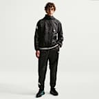 Nike Windrunner vevd jakke med grafikk til herre