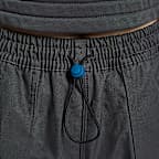 กางเกงทรงคาร์โก้ขาสั้น 5 นิ้วผู้หญิง Nike Sportswear