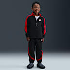 Conjunto de 2 piezas Propus en colores contrastantes para niños talla pequeña Nike