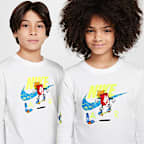 Nike Sportswear Older Kids' Long-Sleeve T-Shirt