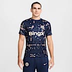 Playera de fútbol de manga corta Nike Dri-FIT para antes del partido para hombre Chelsea FC Academy Pro SE