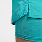 Nike Challenger Dri-FIT 13 cm-es, 2 az 1-ben, sokoldalú férfi rövidnadrág