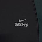 Leggings de tiro alto de 66 cm con estribo y cordón de ajuste para mujer NikeSKIMS Shine