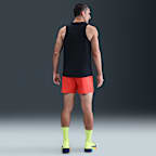 Shorts de correr Dri-FIT de 13 cm con forro de ropa interior para hombre Nike Challenger