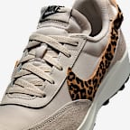 Tenis para mujer Nike Waffle Debut