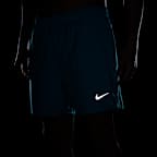 Nike Challenger Dri-FIT 13 cm-es, 2 az 1-ben, sokoldalú férfi rövidnadrág