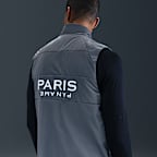 Paris Saint-Germain Running Division Men's Nike Therma-FIT ADV Football Gilet