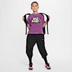 Nike Sportswear Older Kids' (Girls') T-Shirt