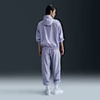 Chamarra con gorro de ajuste holgado para mujer UV Nike Sportswear Classic Wovens