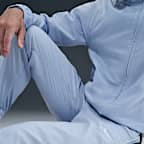 Pants deportivos de fútbol Repel para hombre Nike Total 90