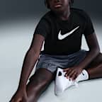 Playera Dri-FIT para niños talla grande Nike Legend