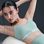 Bra deportivo ajustable con almohadillas para mujer Nike Indy Light Support