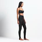 Leggings de tiro alto de 66 cm con estribo y cordón de ajuste para mujer NikeSKIMS Shine