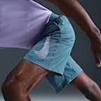 Shorts versátiles Dri-FIT de 23 cm sin forro para hombre Nike Form