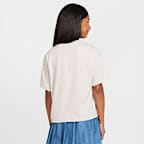 Nike Sportswear Girls' T-Shirt