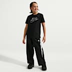 Nike Sportswear Older Kids' T-Shirt