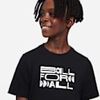Nike Sportswear Older Kids' (Boys') T-Shirt