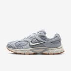 Wolf Grey/Gum Medium Brown/Phantom