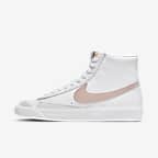 Nike Blazer 中筒 '77 女鞋 - 白色/Peach/Summit White/Pink Oxford