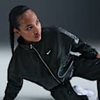 Chamarra brillante para mujer Nike Sportswear Windrunner