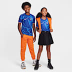 Chelsea F.C. 2024/25 Stadium Home Older Kids' Nike Dri-FIT Football Replica Shirt