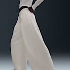 Pants de French Terry plisados de tiro medio para mujer Nike Sportswear Collection