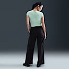 เสื้อแขนสั้นเอวลอยคอปีนทรงรัดรูปผู้หญิง Nike Sportswear Chill Knit