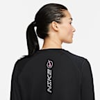 เสื้อวิ่งแขนยาวผู้หญิง Nike Dri-FIT Icon Clash