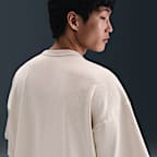 เสื้อยืดผู้ชายขนาดโอเวอร์ไซส์ Nike Sportswear Premium Essentials