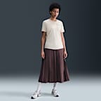 Playera de manga corta con gráfico para mujer Nike Sportswear Club